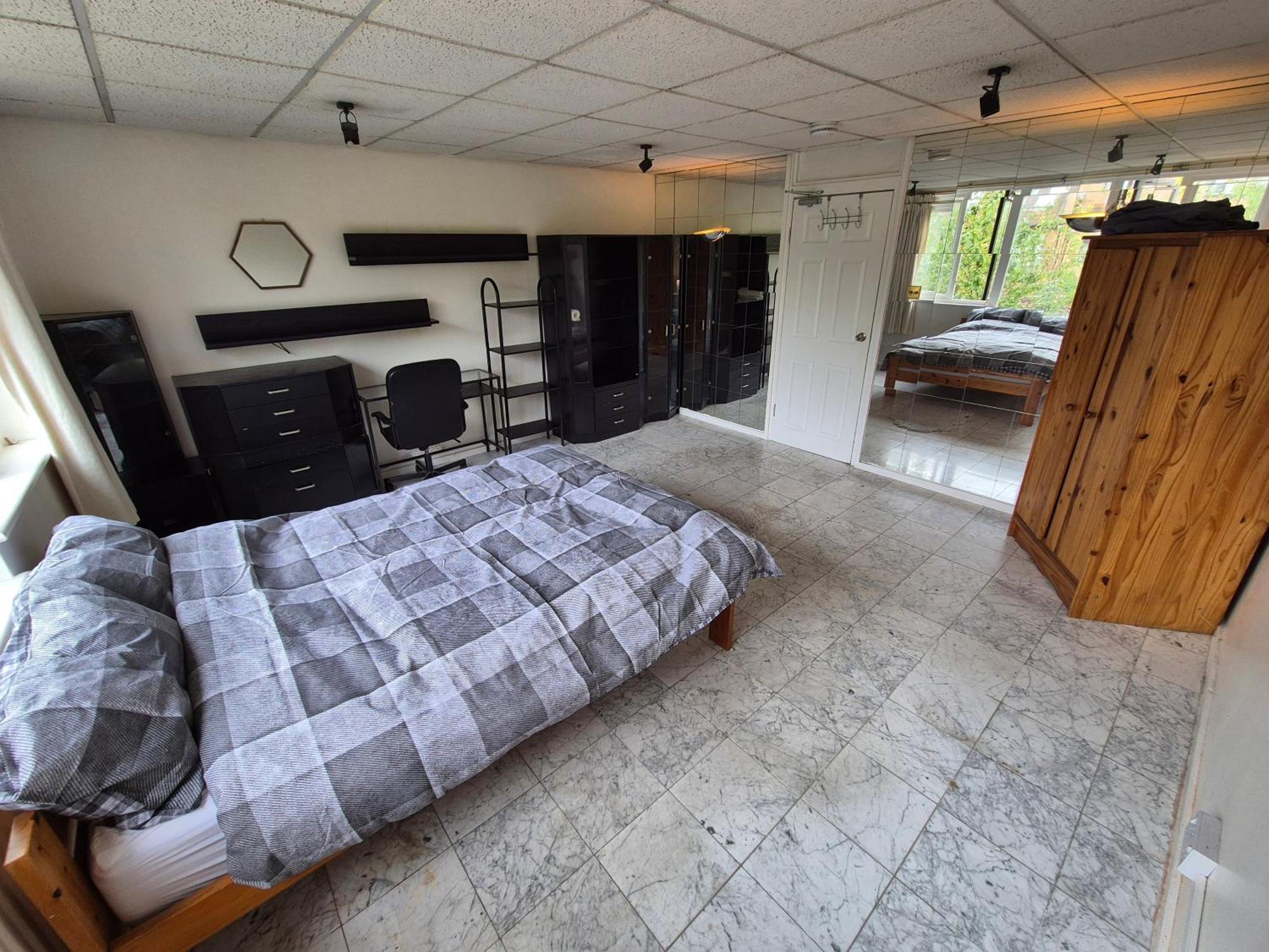 Spacious And Elegant Guest House With En-Suites Available In Canary Wharf Londra Dış mekan fotoğraf