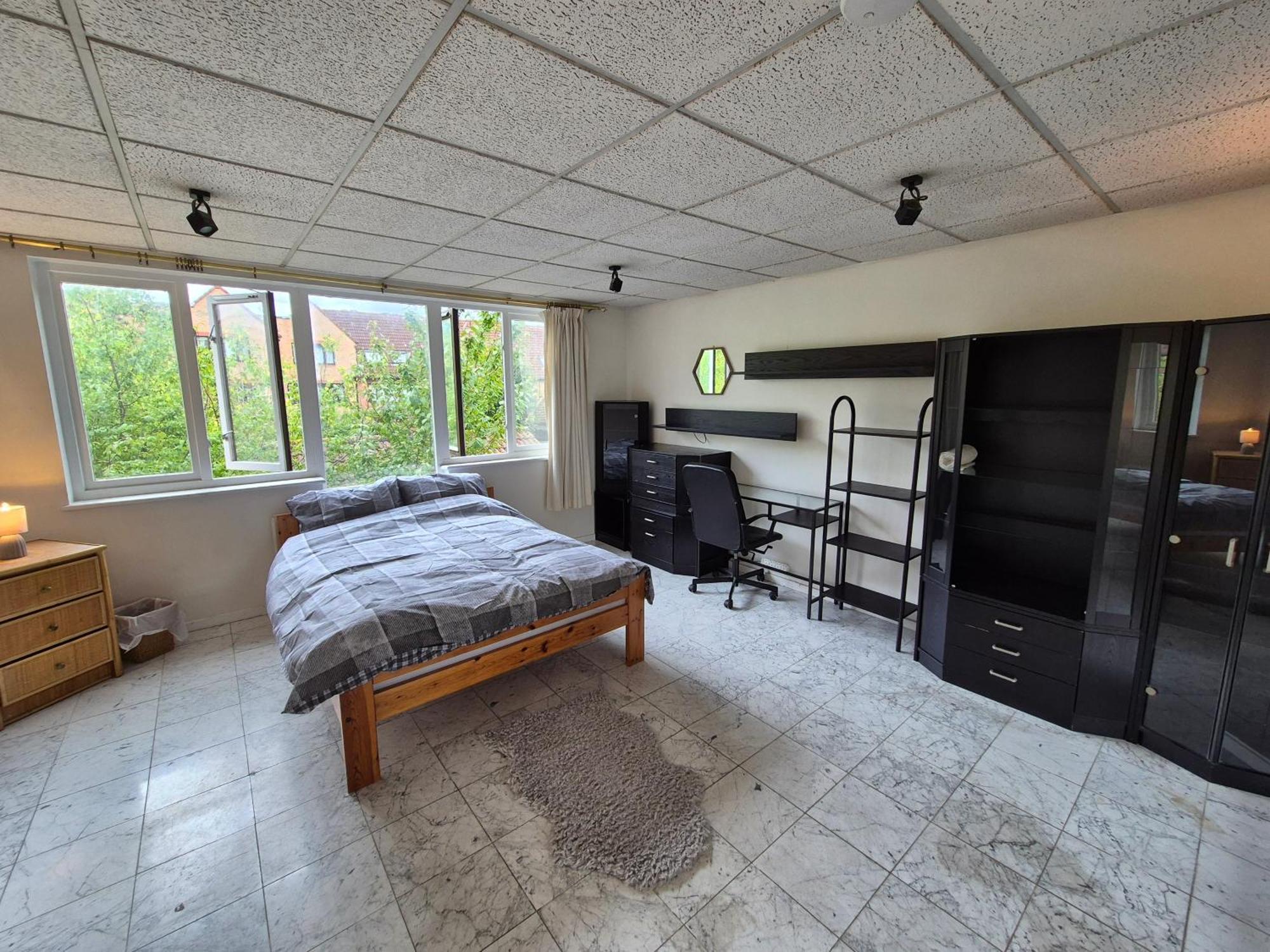 Spacious And Elegant Guest House With En-Suites Available In Canary Wharf Londra Dış mekan fotoğraf
